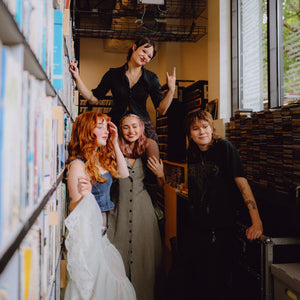 Die Spitz Perform Live On KEXP