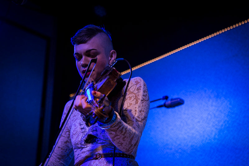 LILLIE MAE - LIVE IN THE BLUE ROOM