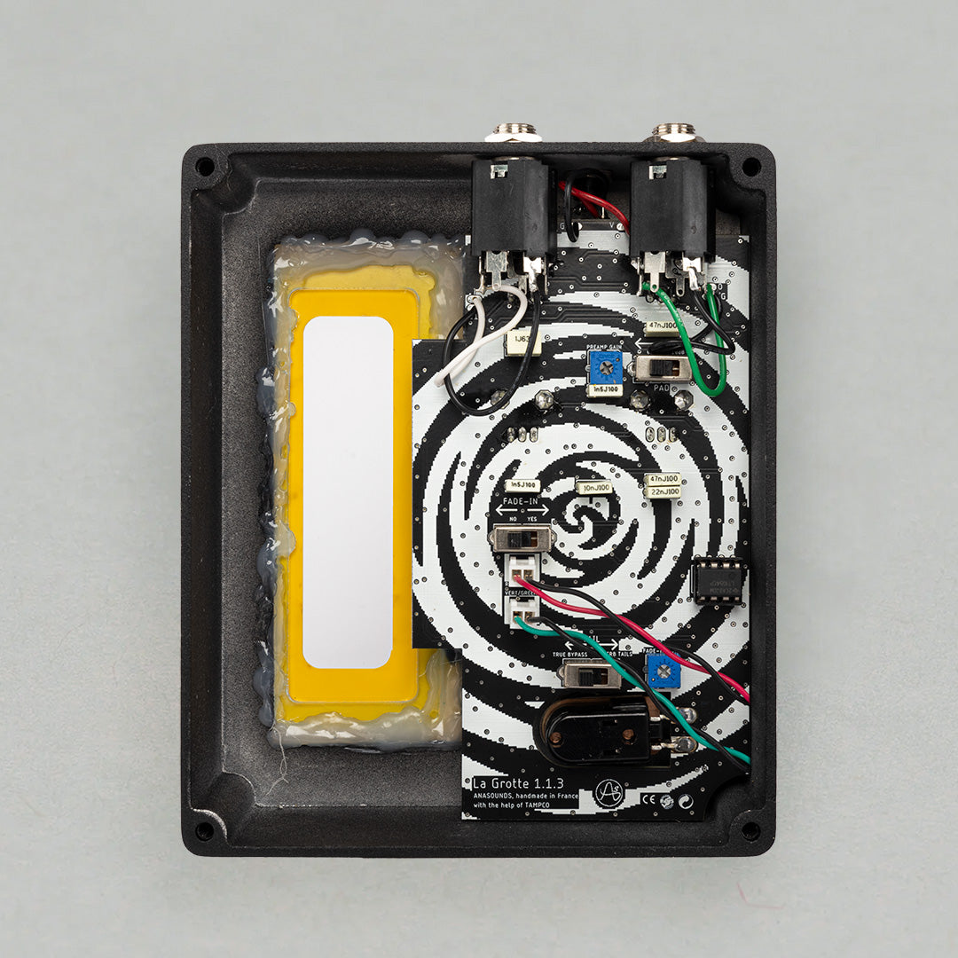 La Grotte Standard Reverb　ジャック・ホワイト La Grotte - An analog Spring Reverb designed by Jack White