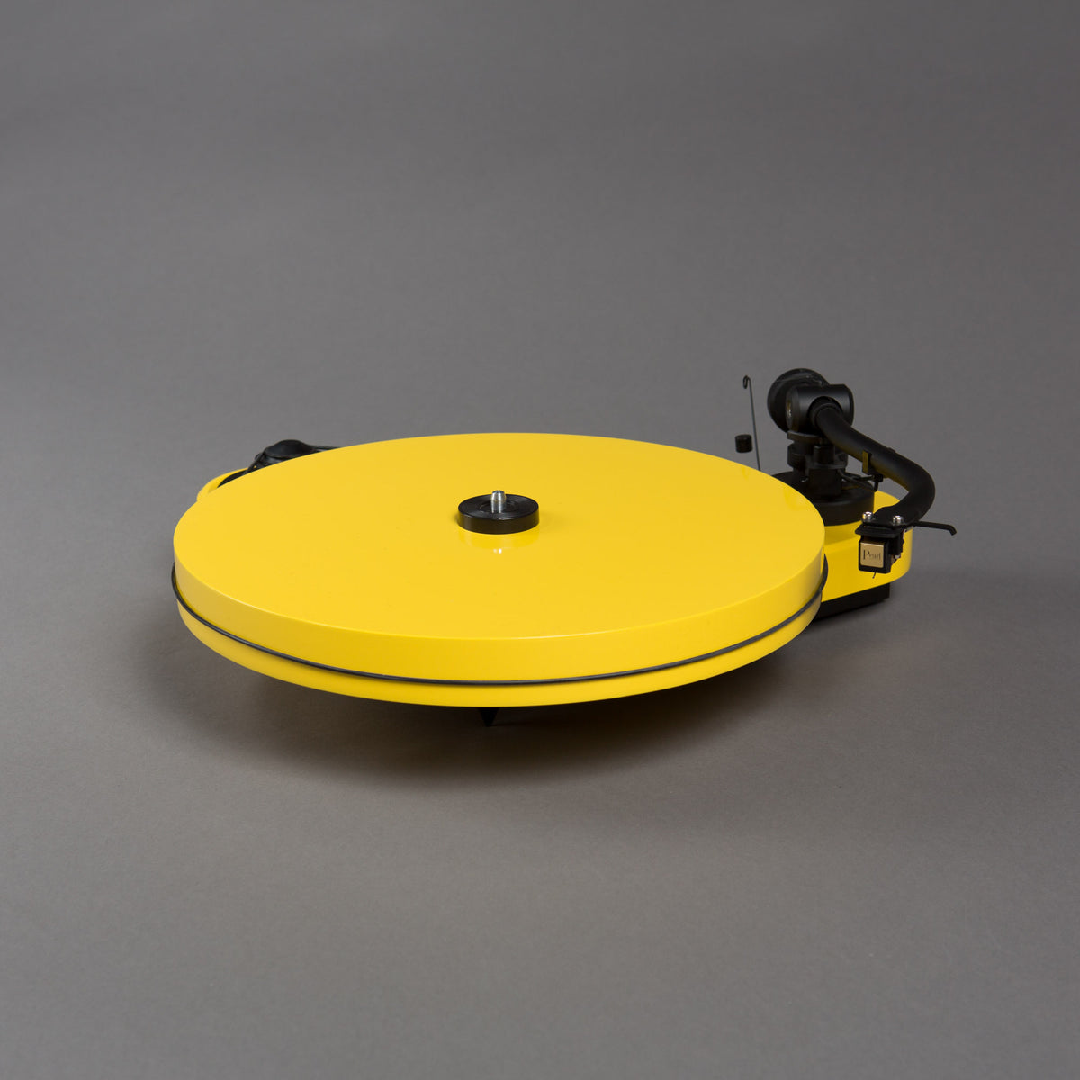 Pro-Ject RPM 1.3 Genie Pearl Turntable – Third Man Records 