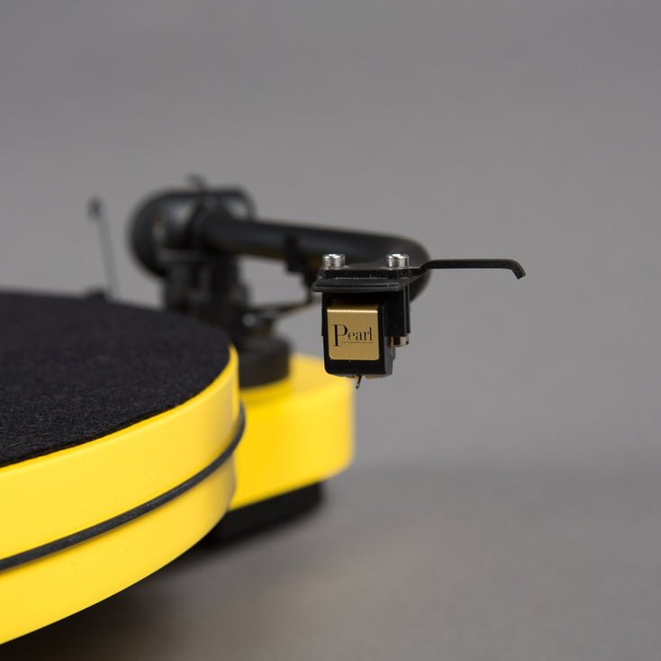 Turntable - Stylus Detail